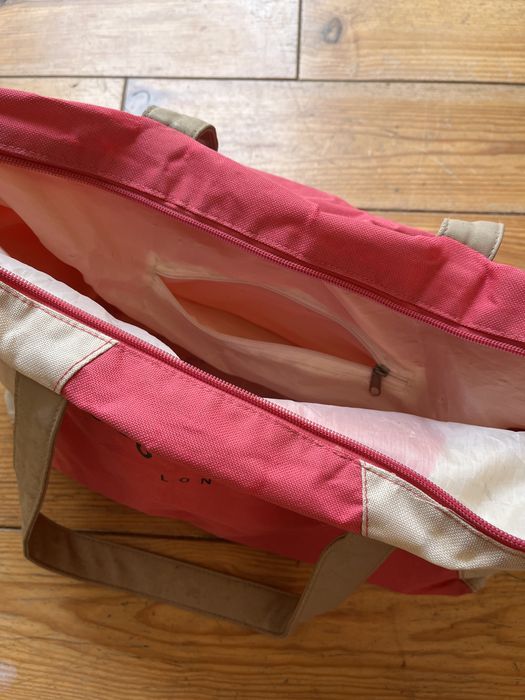 Sac pepe jean rose et boan cassé