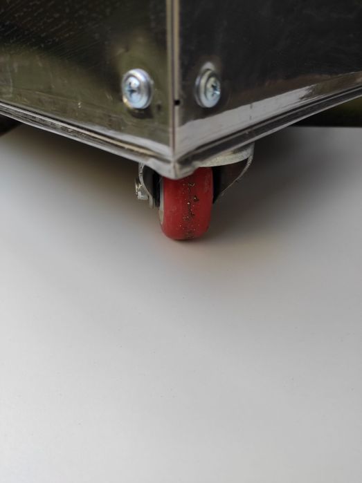 Depenadora de galinhas e outras aves