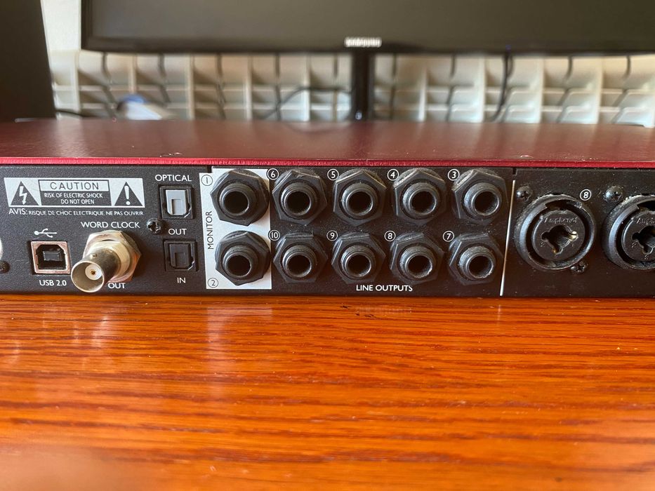 Focusrite Scarlett 18i20 1.ª Geração — Interface de áudio USB