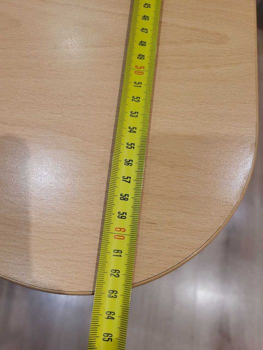 Продам 2 письменных  стола