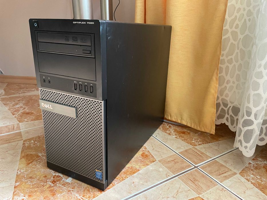 Dell OptiPlex 7020 + монітор Fujitsu + клавіатура + миша+вебкамера