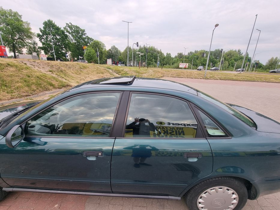 Audi a4 b5 1.8  Polecam