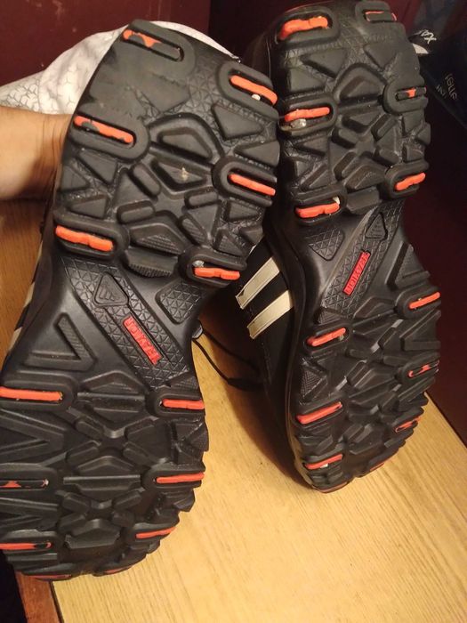 Чоловічі зимові черевики adidas terrex climaproof 665