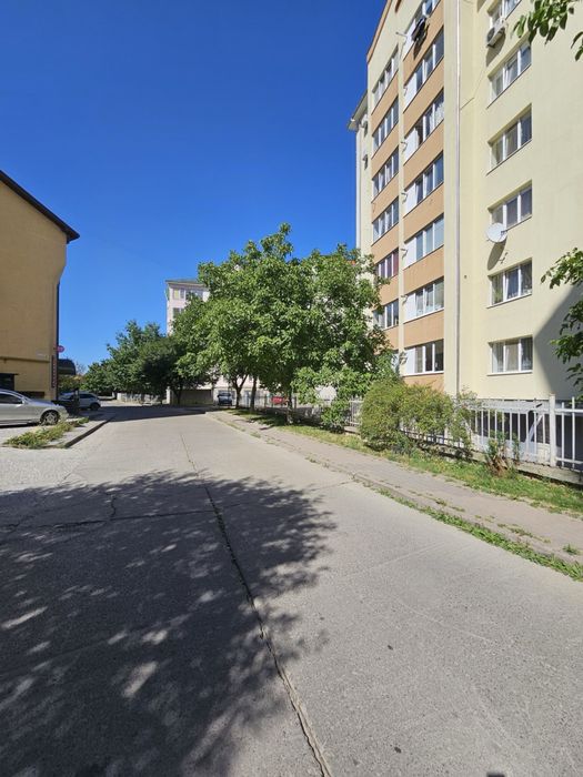 Продаж 2-кімнатної квартири на вул. Тролейбусній