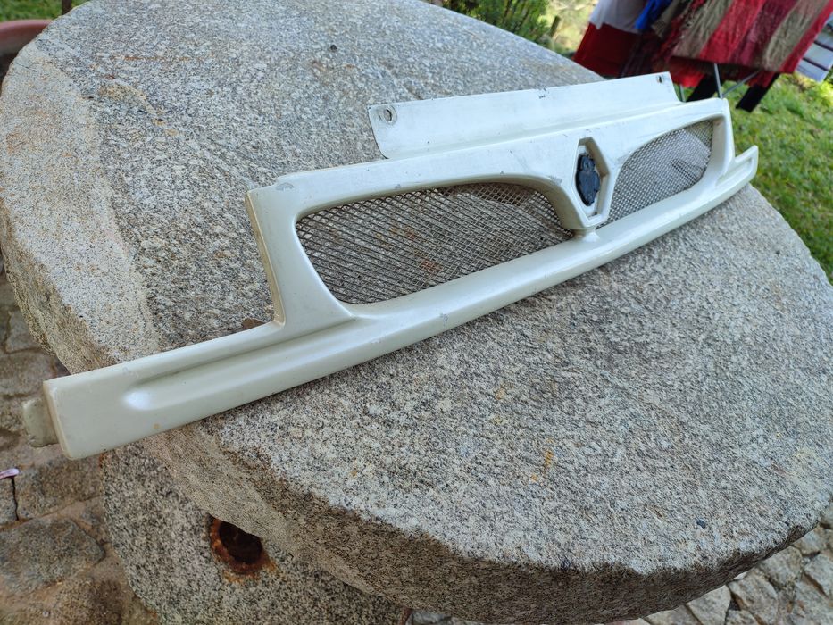 Grelha Renault 5 GT Turbo fase 2