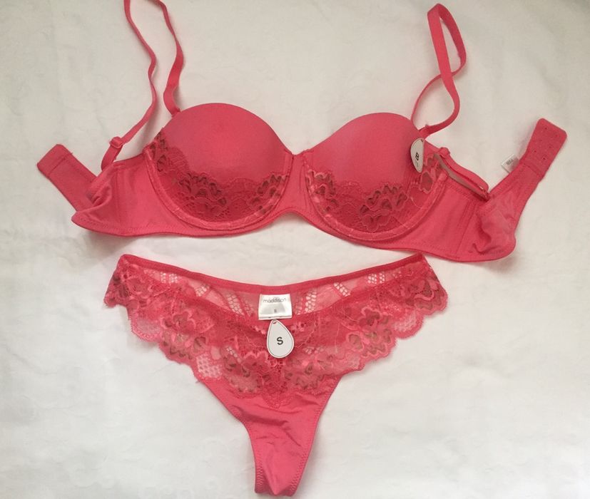 Комплект белья Maddison, р-р 75 В, крас-роз.цвет, ткань+кружево, новый