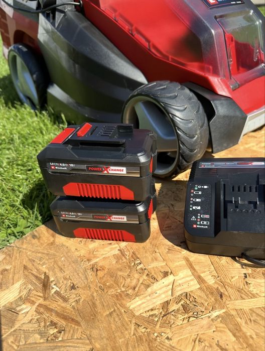 Акумуляторна газонокосарка Einhell GE-CM 36/36 Li 2X4A, зарядне