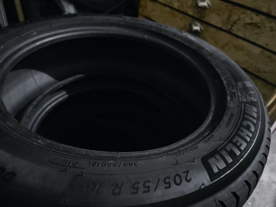 Pneus Michelin 205 55 R16