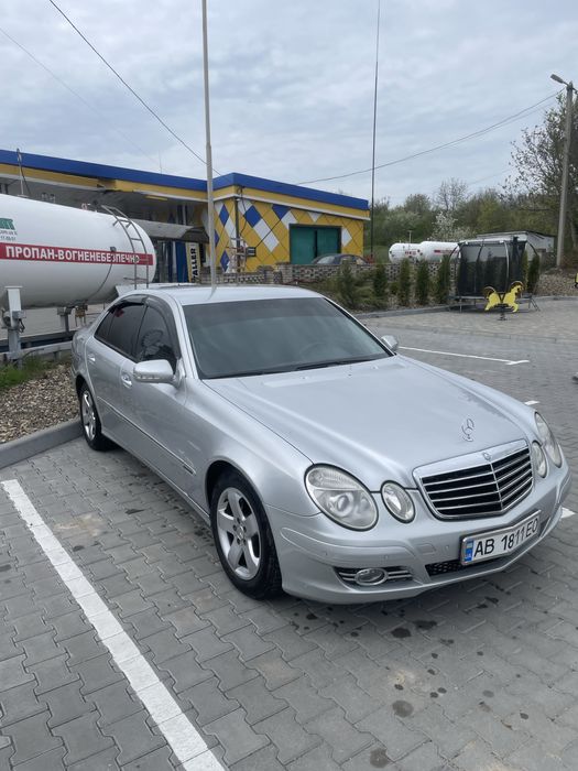 Mersedes-benz w211