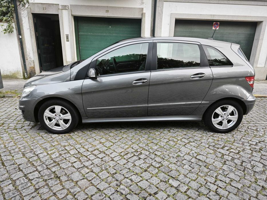 Mercedes B180 CDI 2009 121k-km em óptimo estado