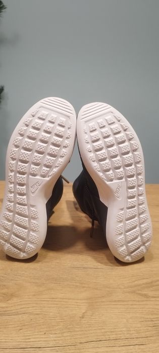 Nike (buty na jesień) roz 36,5 -23,6cm