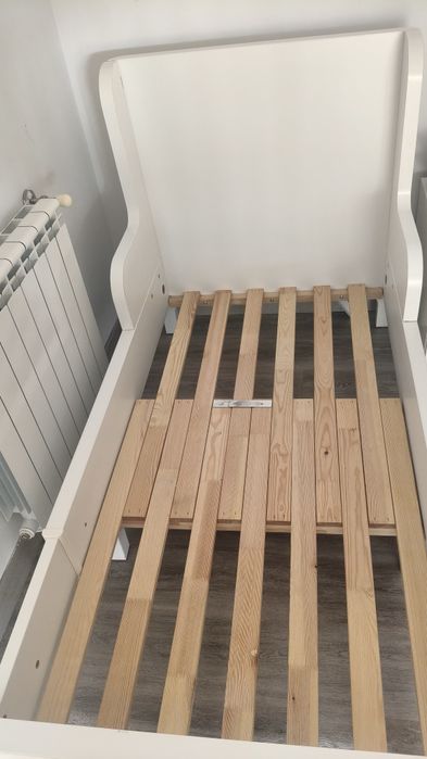 Cama regulável com colchão