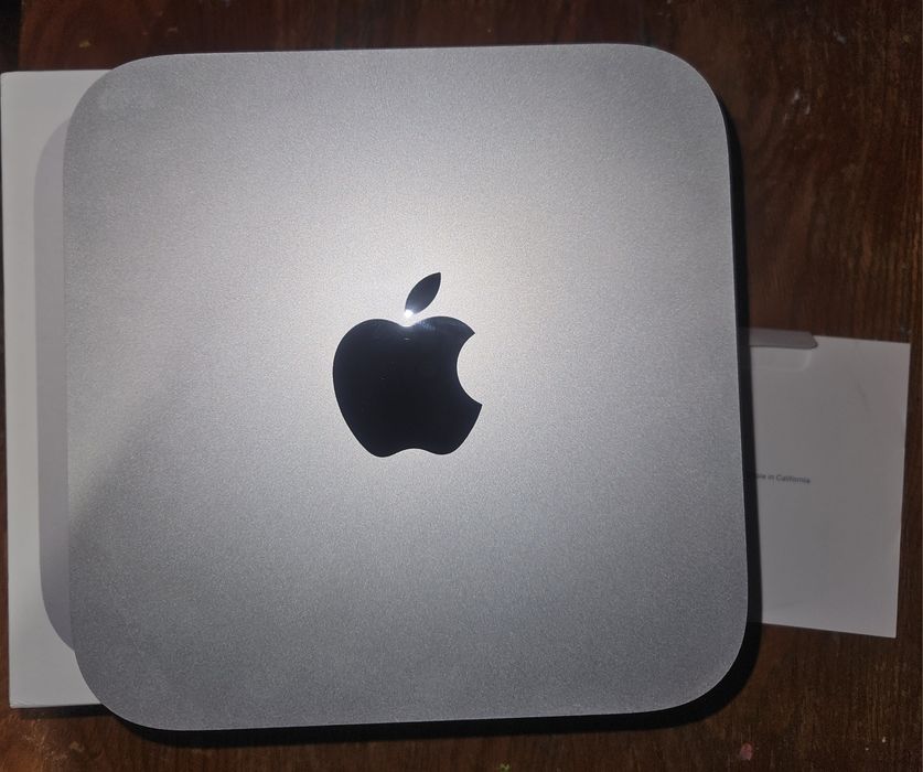Apple Mac mini m2 pro  16Gb/ ssd 512