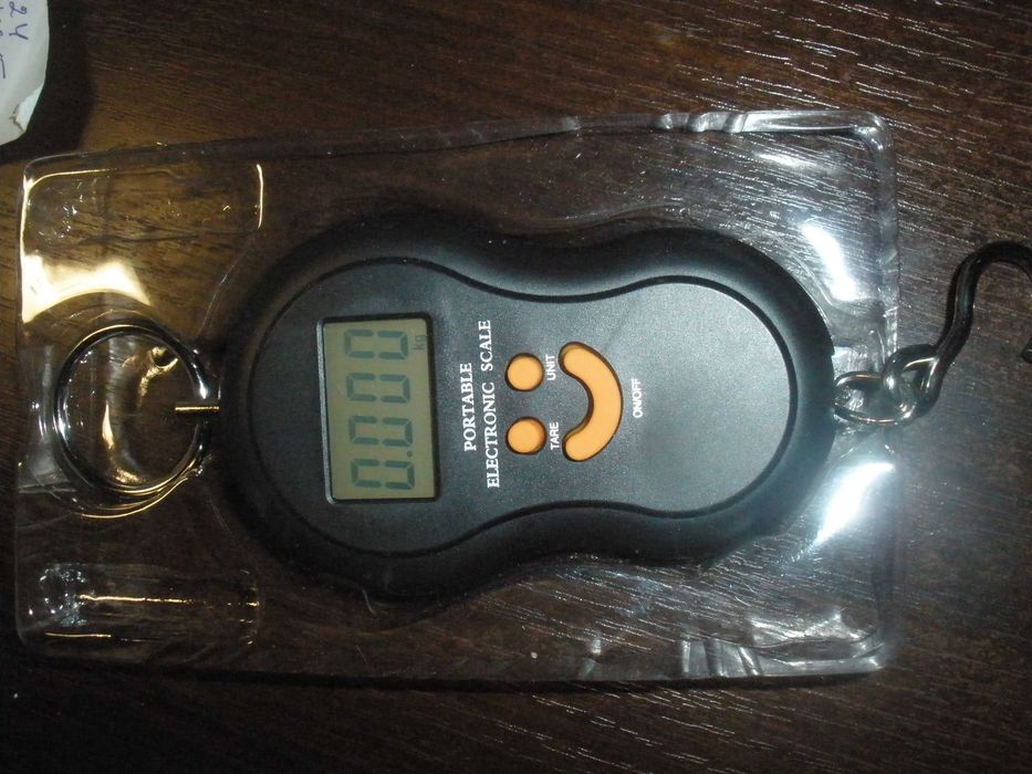 Новые бытовые портативные электронные весы Portable-до 50 кг.