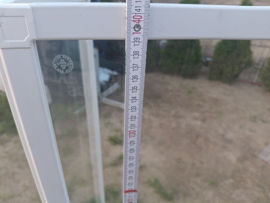 Sprzedam szybę zabezpieczającą do wanny