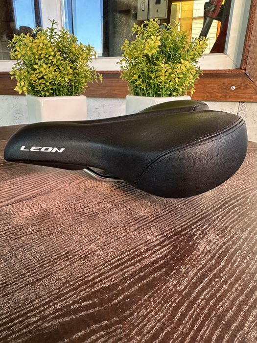 Сидушка на велосипед Leon 262*195 Седло велосипедное Сиденье Новое