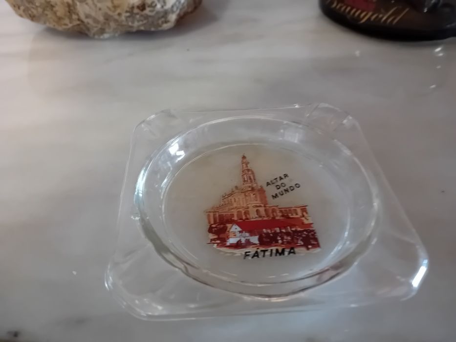 Conjunto de 6 Cinzeiros Antigos Diversos