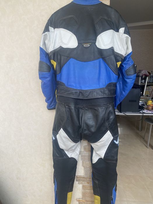 Мото  костюм  кожанный Shoei