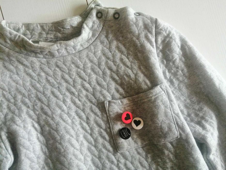 coccodrillo bluza szara połysk półgolf przypinki 158