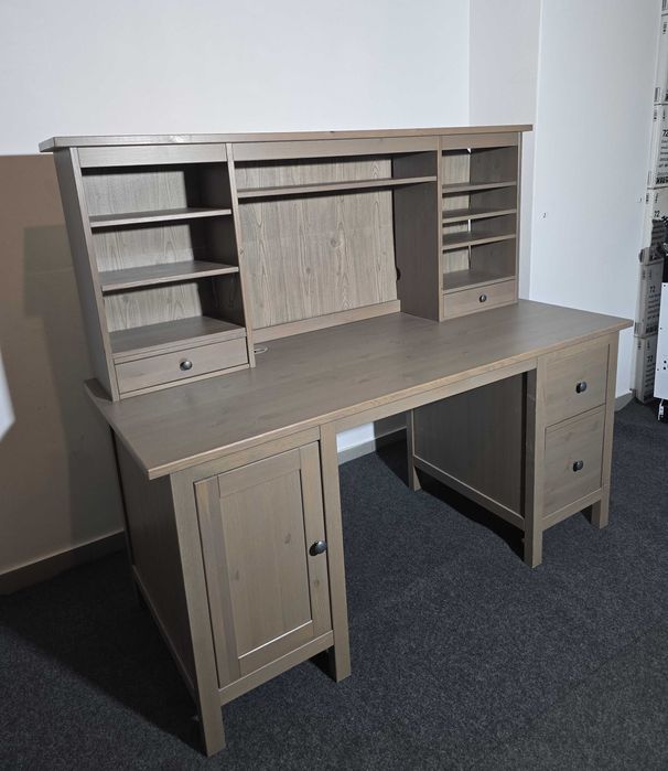 Secretária + Acessórios Hemnes Ikea 155x65x74cm Castanho Usado