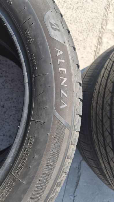 255/50R20 Bridgestone Alenza