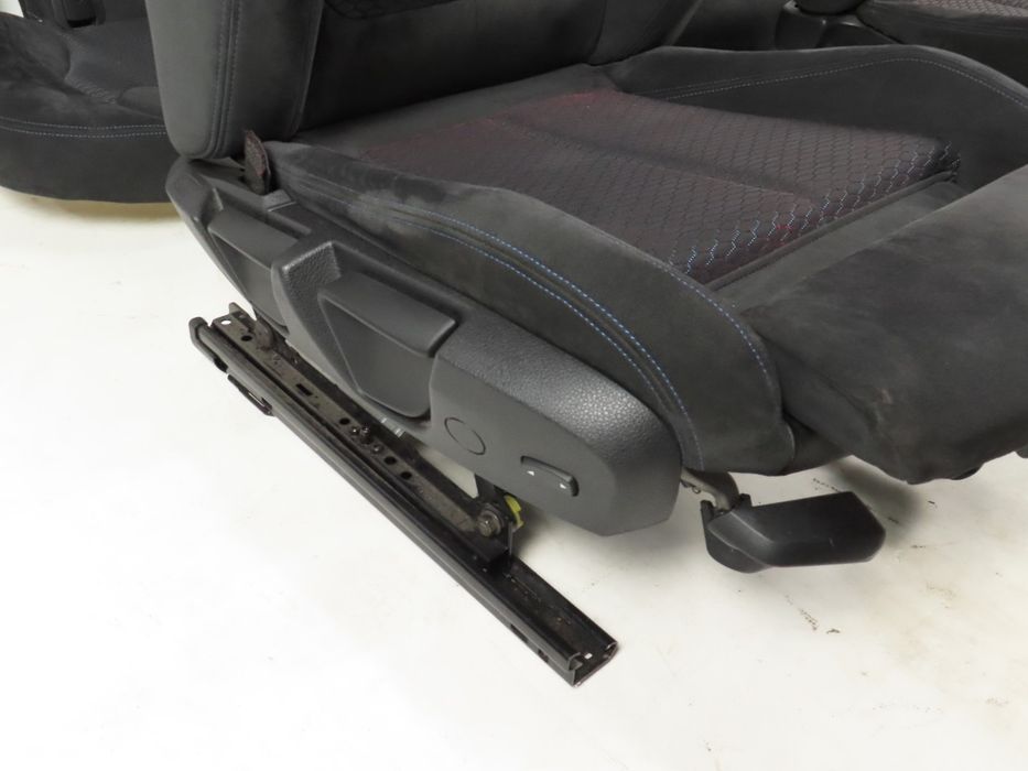 Interior Desportivo M Em Alcântara Seminovo/ Original Bmw 1 (F20)