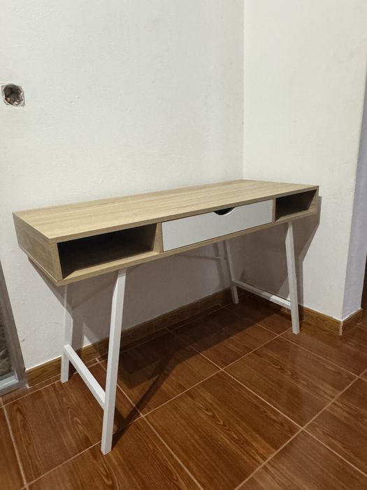 Secretária se escritorio