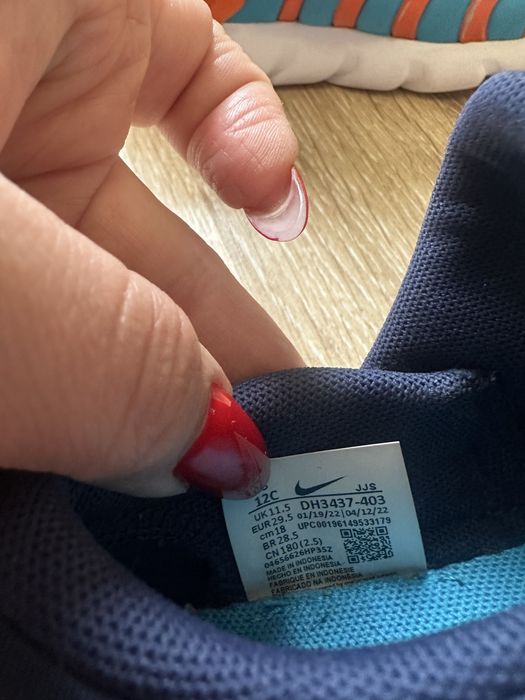 Продам кросовки nike evro29,5