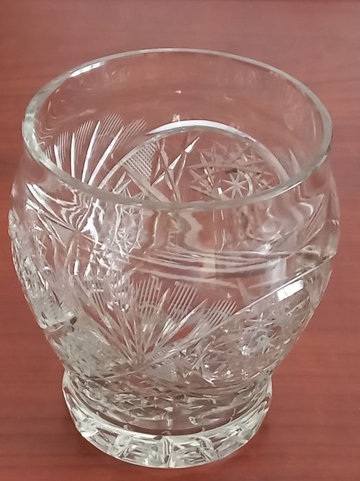 Cukiernica lub bombomierka kryształowa.  Vintage.