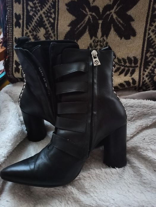 Buty botki buciki damskie r.37 Kazar