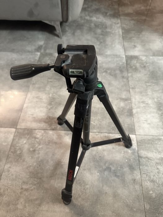 Statyw Bosch BT 150 do lasera