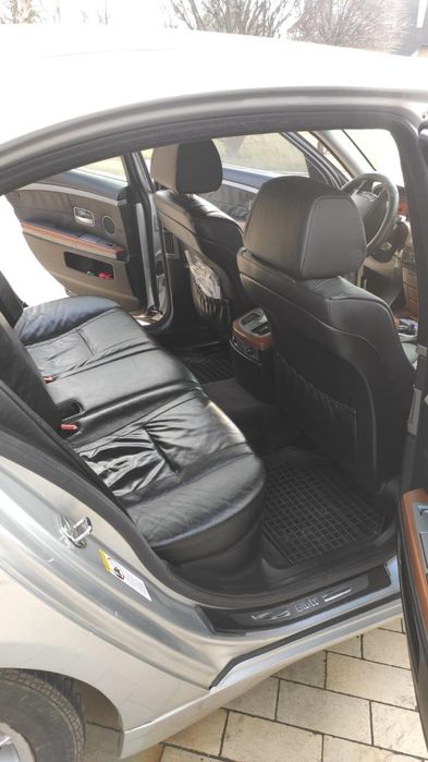 BMW 7 дзвонити до 22:00