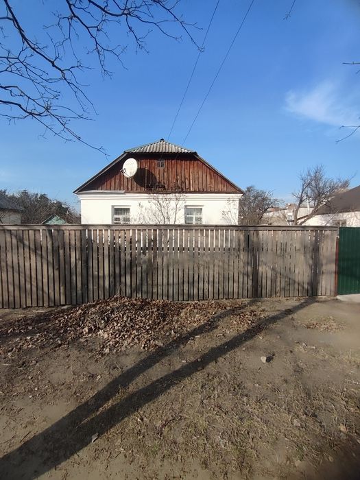 Продається цегляний будинок в м.Малин