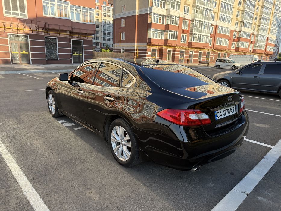 Продам Infiniti M37