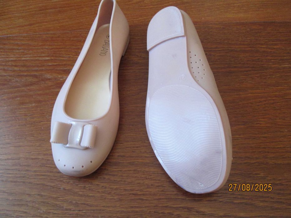 Baleriny gumowe Bassano w kolorze mdły róż.Rozmiar 41