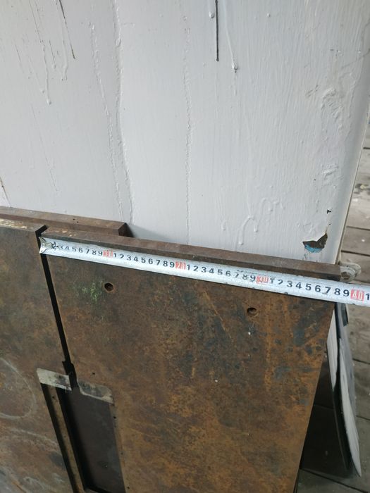 Плита металева товщиною 2см 120см*38см