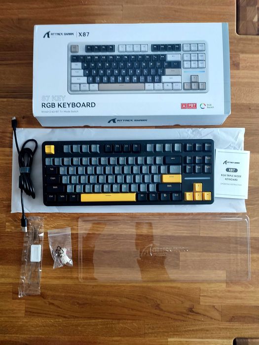 Klawiatura bezprzewodowa gamingowa Attack Shark X87
