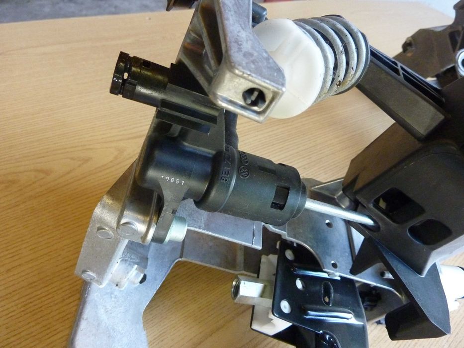 AUDI A4 B6 B7 pedały manual komplet europa pompka sprzęgła