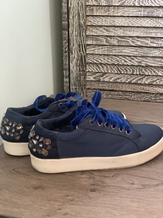 Туфли  Bershka 37 размер, кеди 38