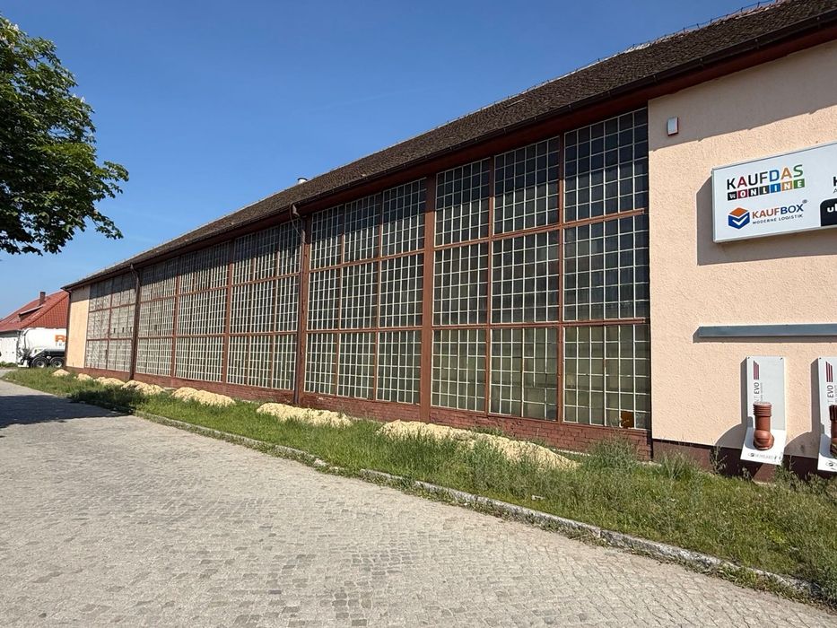 ZLECĘ Montaż płyt PIR na elewacji hali, rury spustowe, odgromówka