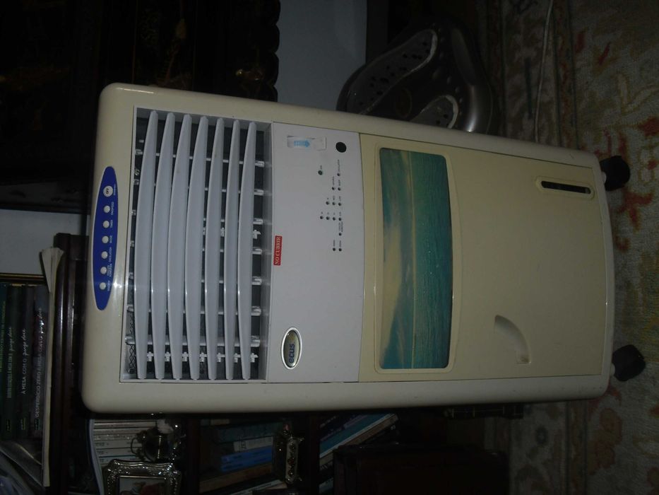 Ar condicionado climatizador.