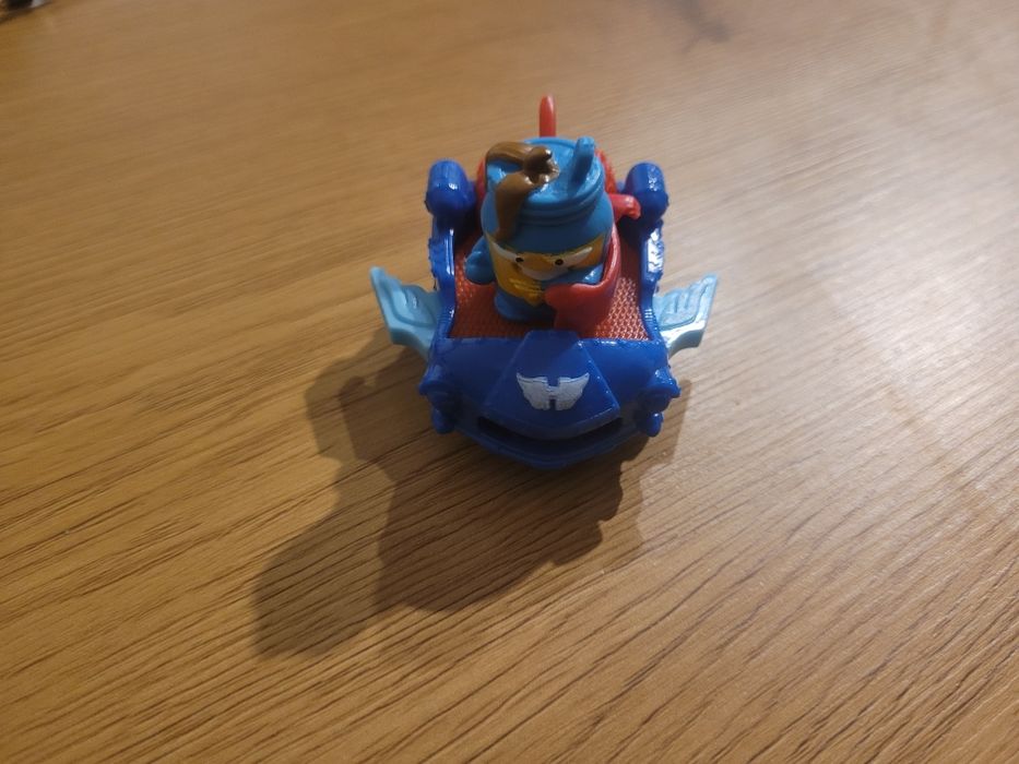 Super zings figurka z pojazdem