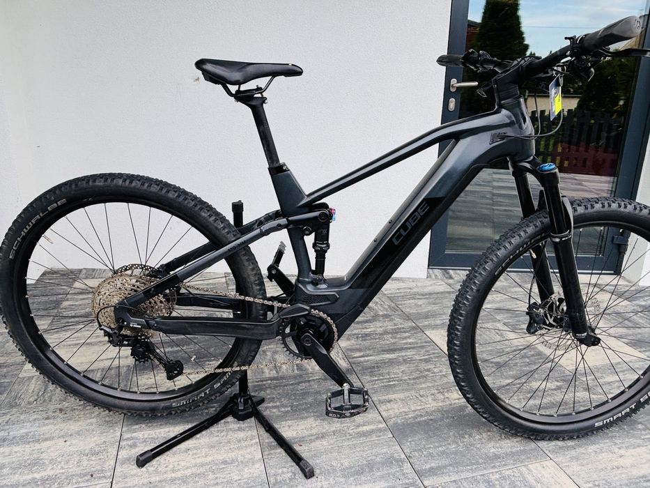 Elektryczny Cube Stereo Hybrid 120 Race, Bosch CX, zawieszenie FOX