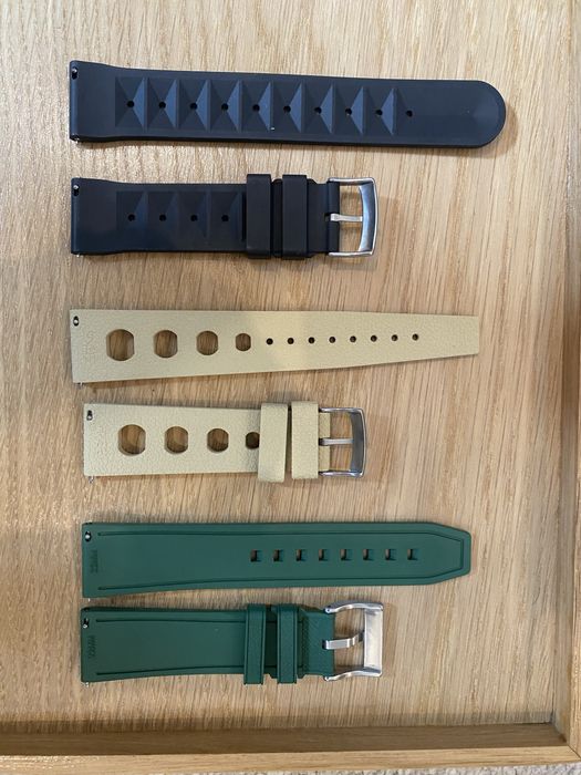 Braceletes em Borracha Novas - Tamanho 22mm