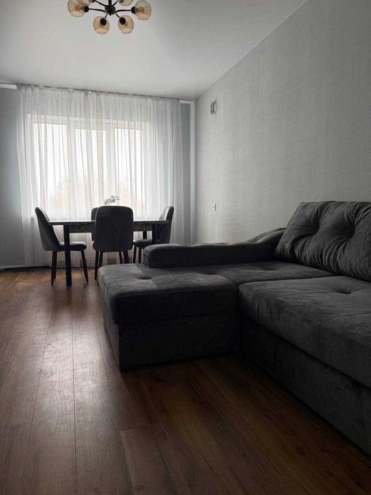 Здається двокімнатна квартира з кухнею-студією, район Епіцентру