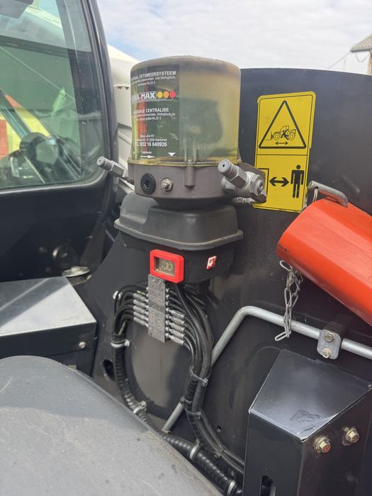 Ładowarka Bobcat 358 agri+