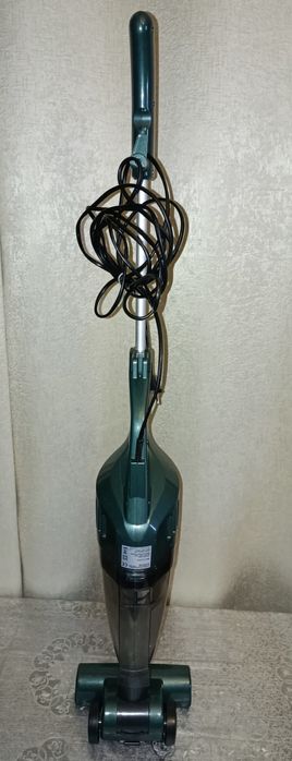 Продам вертикальний пилосос!
