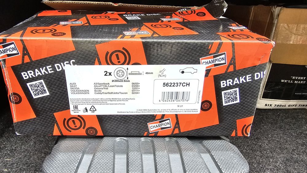 Диски передні гальмівні Champion 562237CH