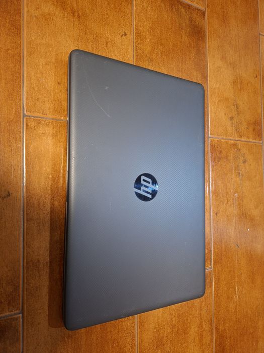 Portátil HP 15 intel i3