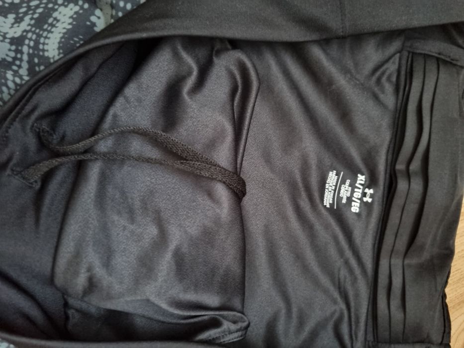 Spodenki szorty Under armour XL 42